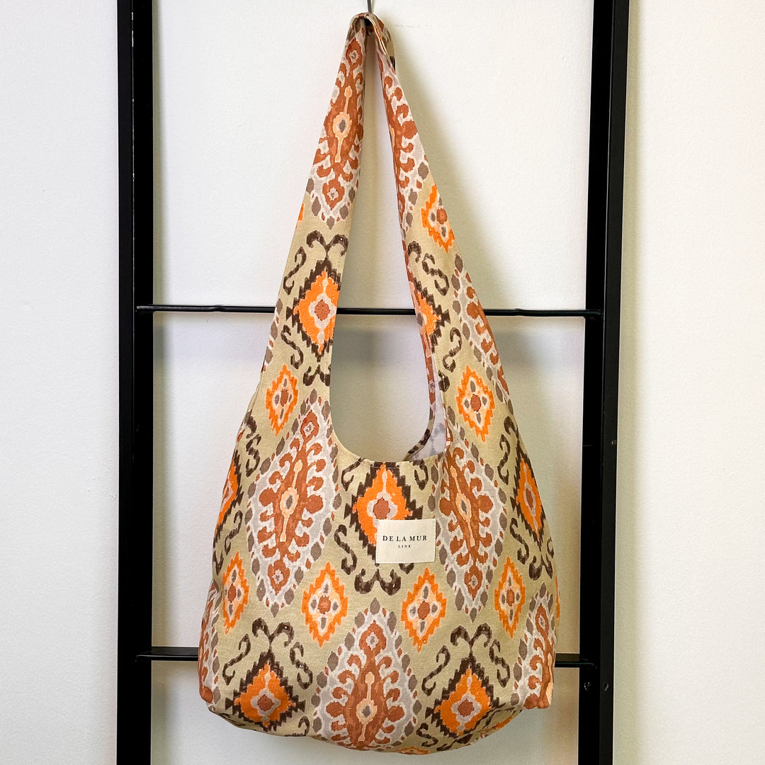 Ovale Tasche Ikat