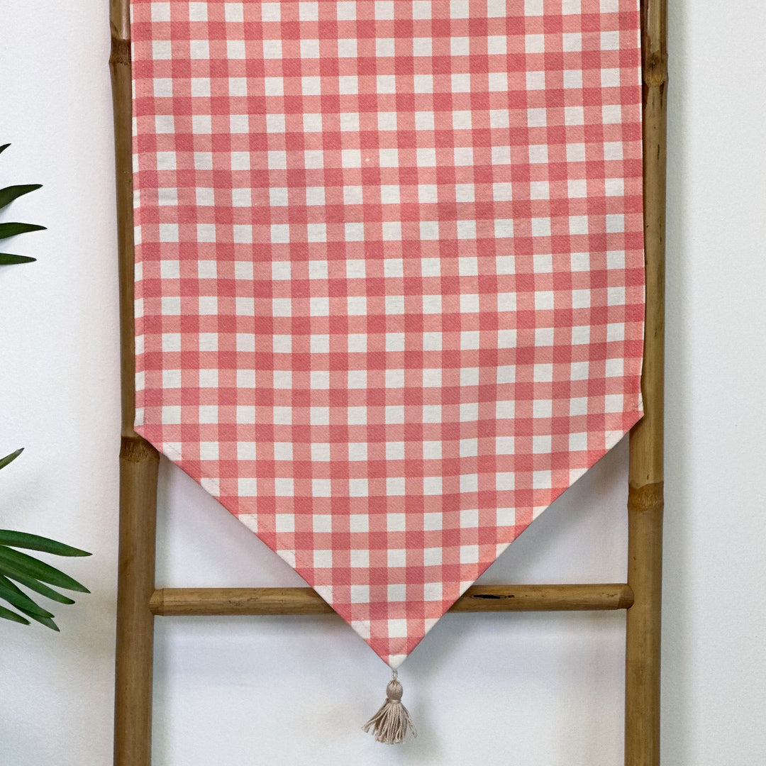 Vic 3 Table Runner