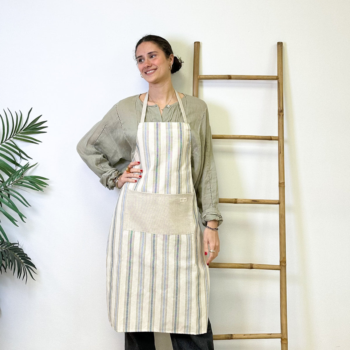 Ibu Apron