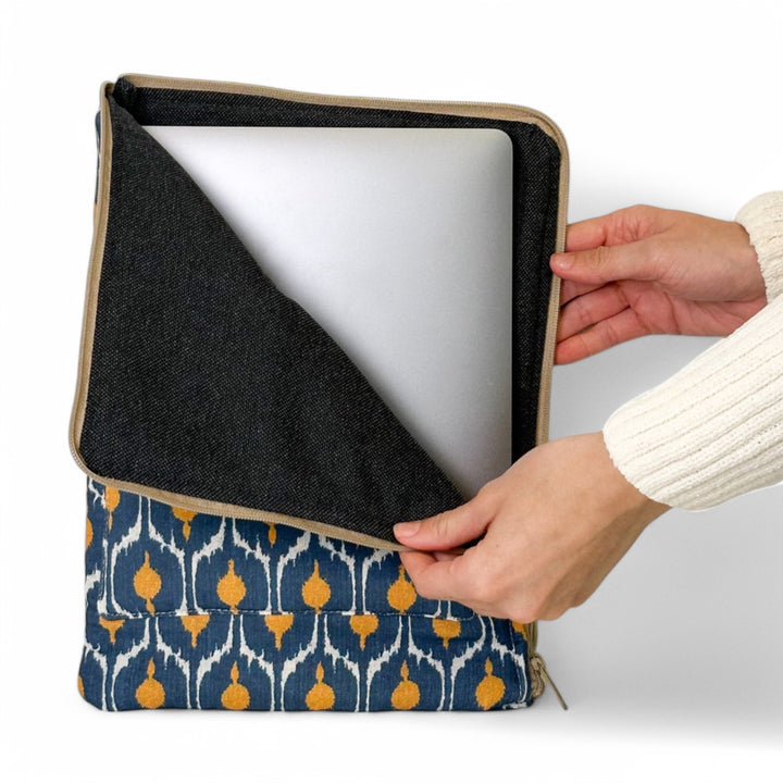 Ipes Glasses Case