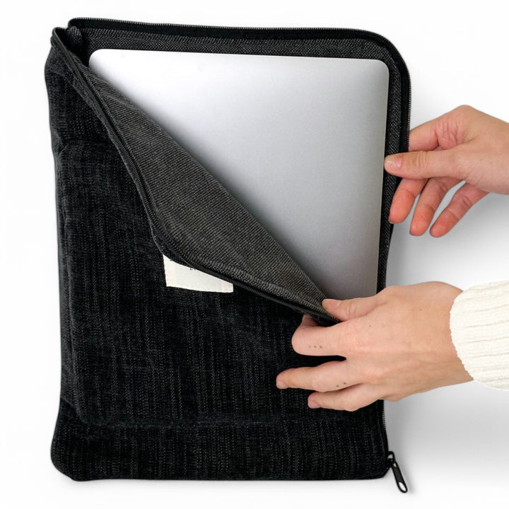Ipes Glasses Case