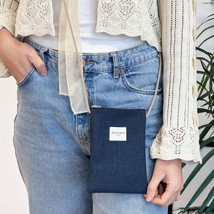 Vana Mobile Phone Bag