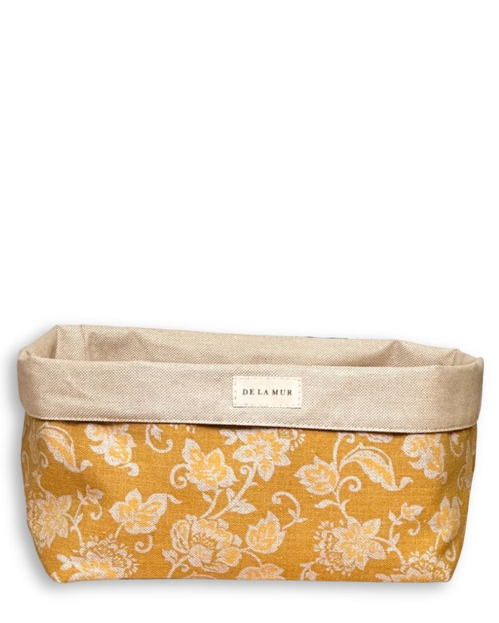 Flow product, floral print in cream, red, blue and green, front view — De La Mur