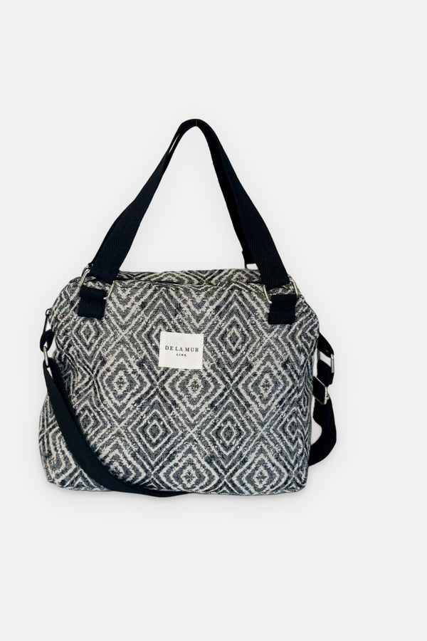 Bolso Ria, estampado en gris, negro, blanco, vista frontal — De La Mur