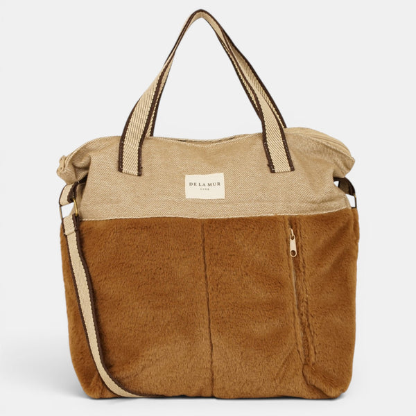 Bolso Pile, estampado en beige, blanco, terracota, detalle del material y el acabado — De La Mur