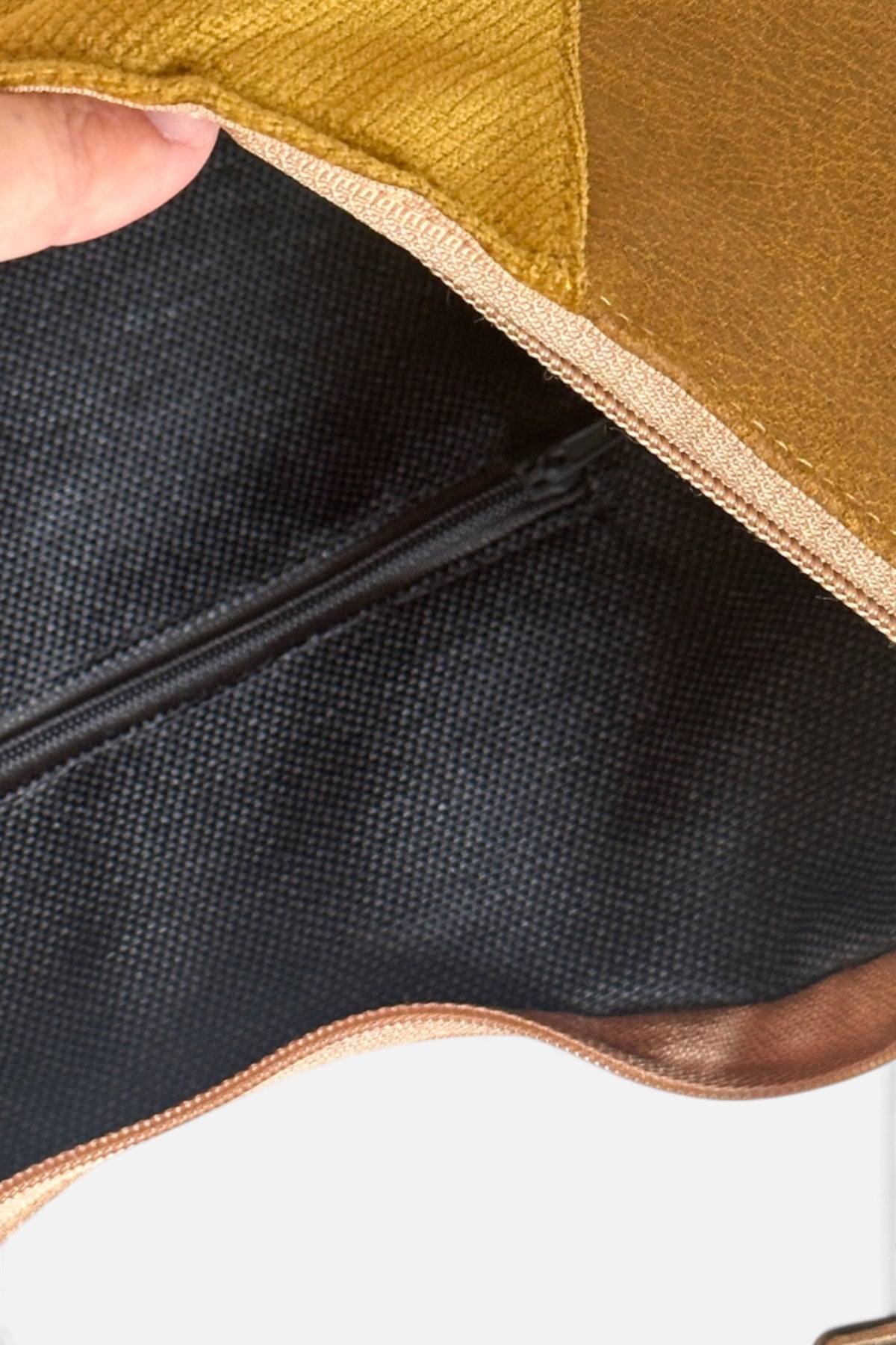 Sac moyen en édition limitée Olive