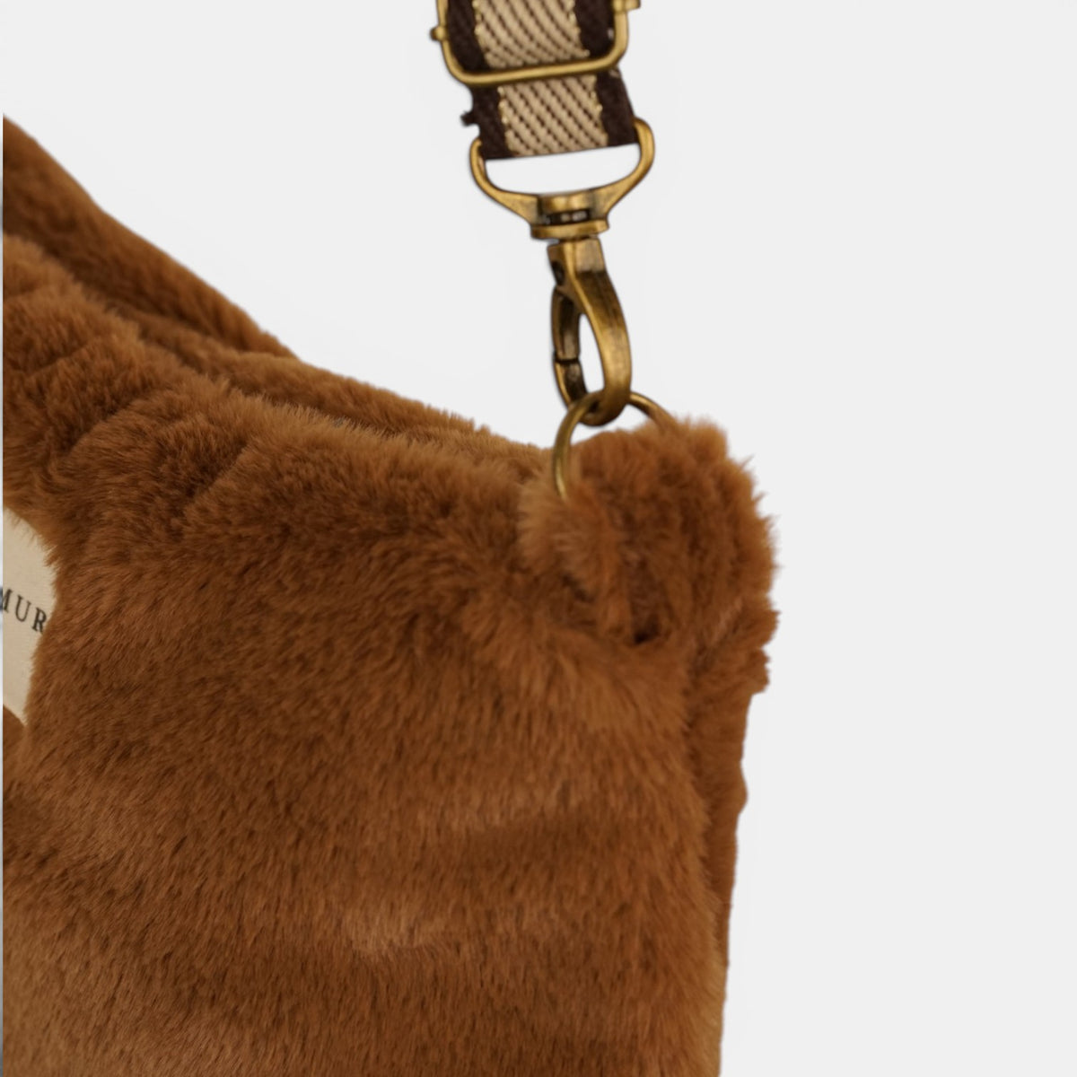 Bolso clutch Pile, estampado en beige, blanco, terracota, detalle del producto — De La Mur