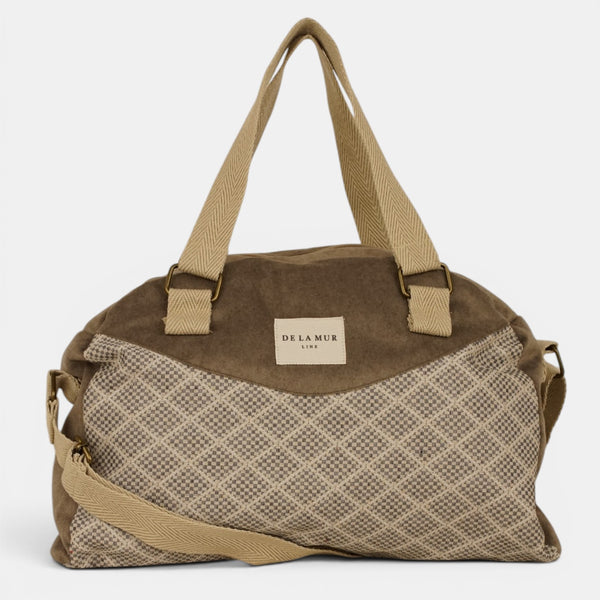 Bolso Pant, estampado en negro, beige, blanco, detalle del estampado y el material — De La Mur