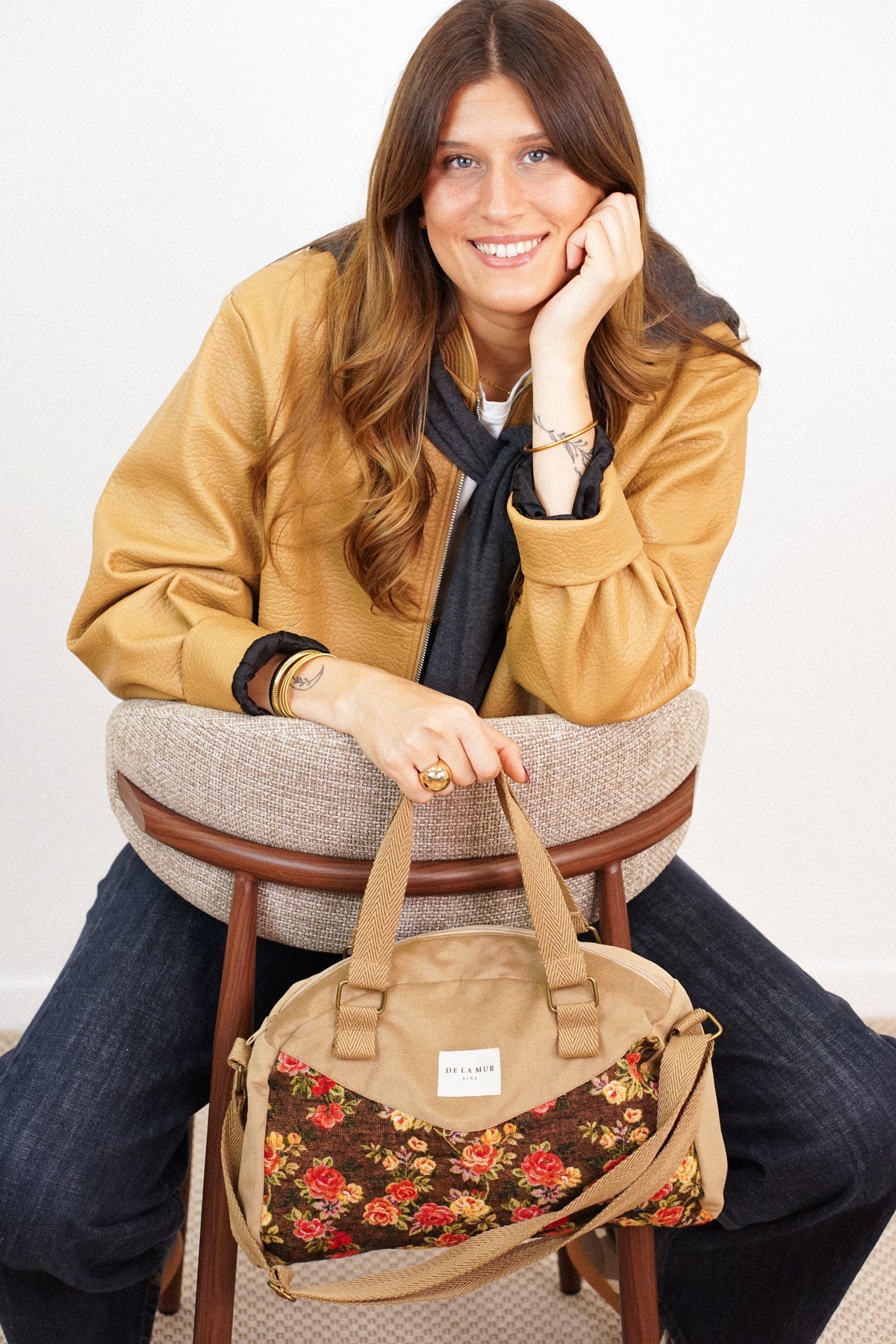 Bolso Pepi, estampado en naranja, terracota, beige, vista frontal — De La Mur