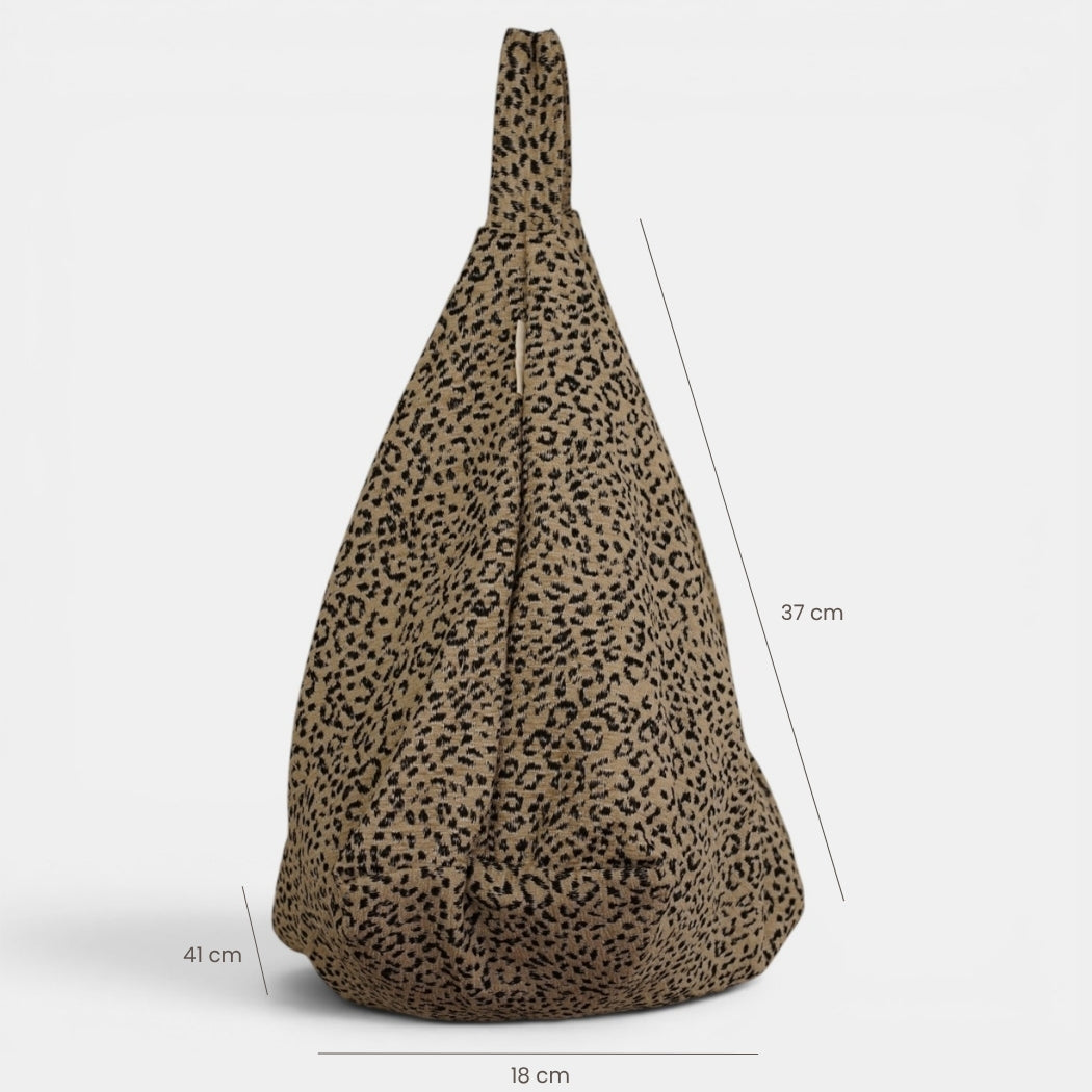 Bolso Koto, estampado en blanco, negro, beige, detalle del producto — De La Mur