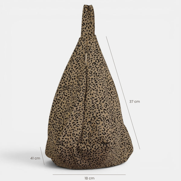Bolso Koto, estampado en blanco, negro, beige, detalle del producto — De La Mur