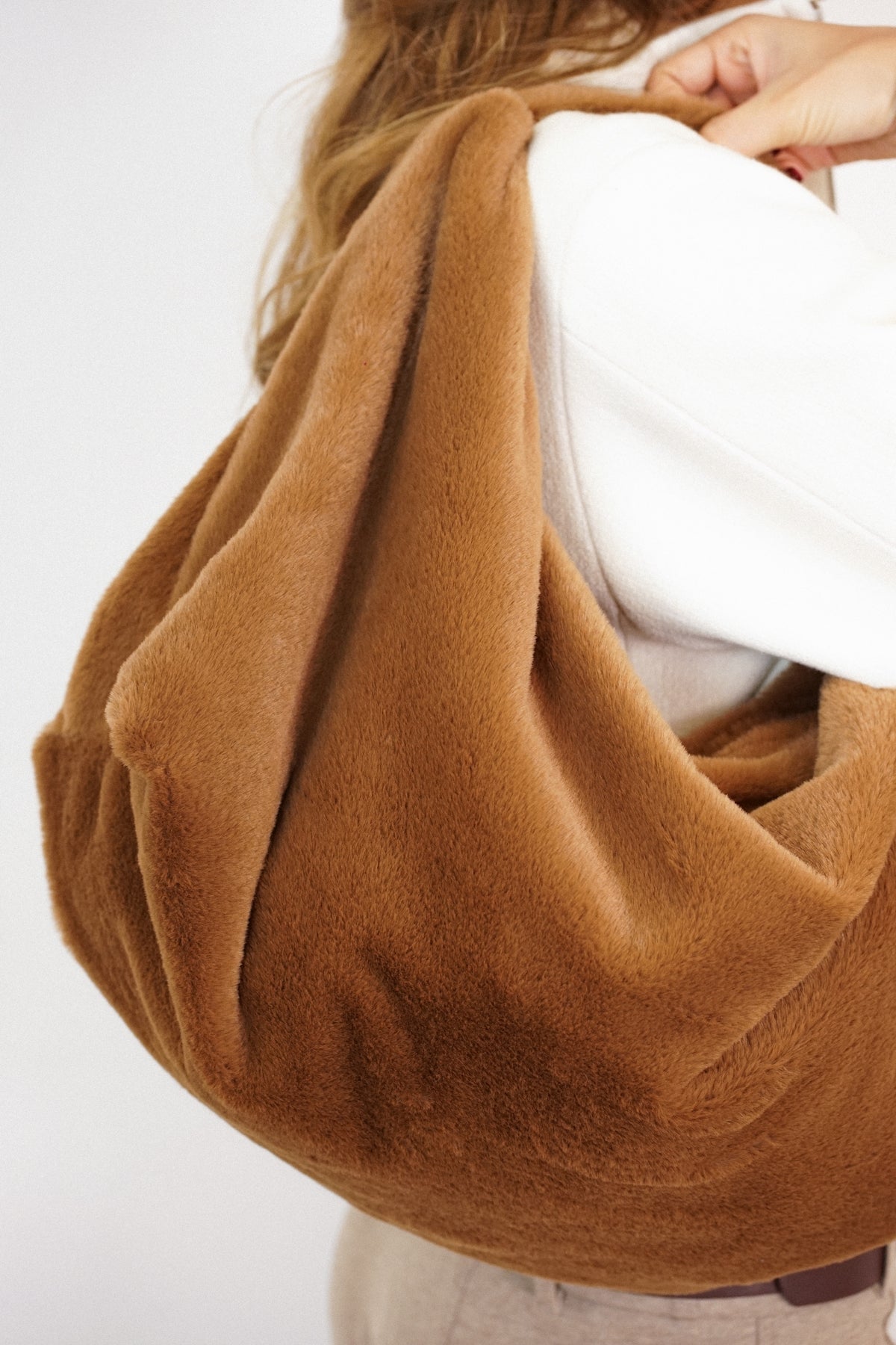 Bolso Pile, estampado en terracota, naranja, blanco, vista frontal — De La Mur