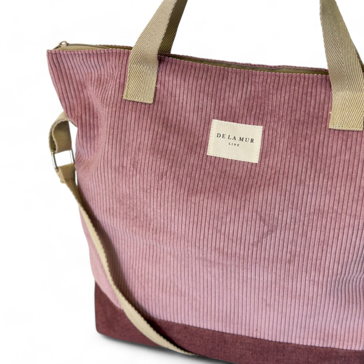 Tasche Cot, Muster in Violett, Beige und Rot, Detail von Muster und Material — De La Mur
