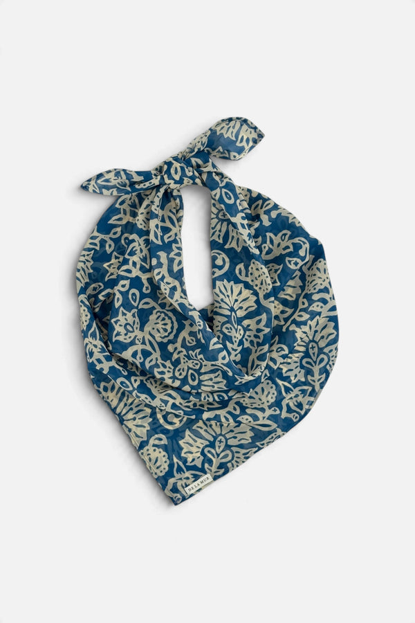 Akay Multi-position Scarf