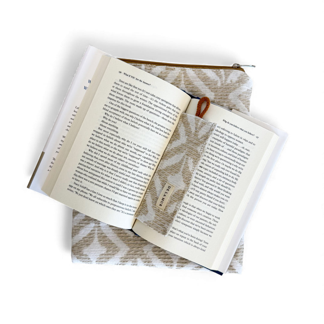 Funda Libro Campo + Punto Libro Regalo