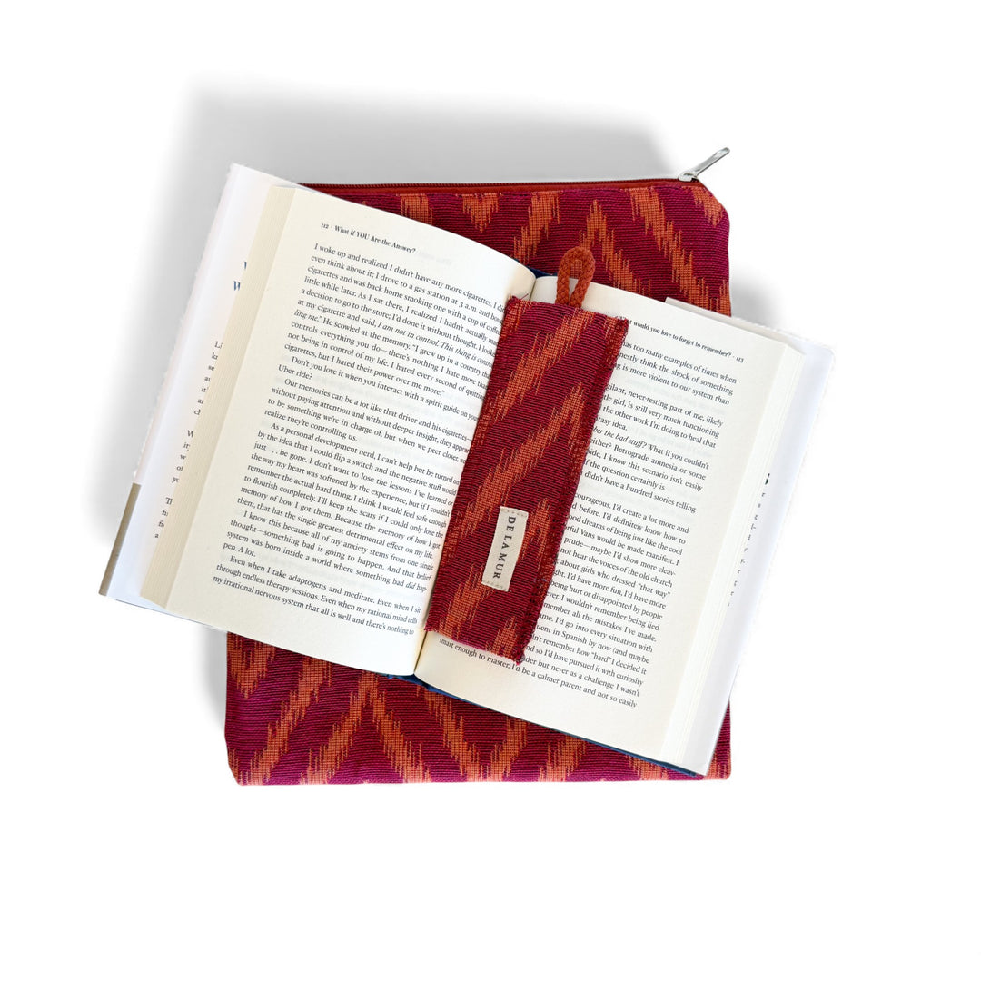 Funda Libro Fuego + Punto Libro Regalo