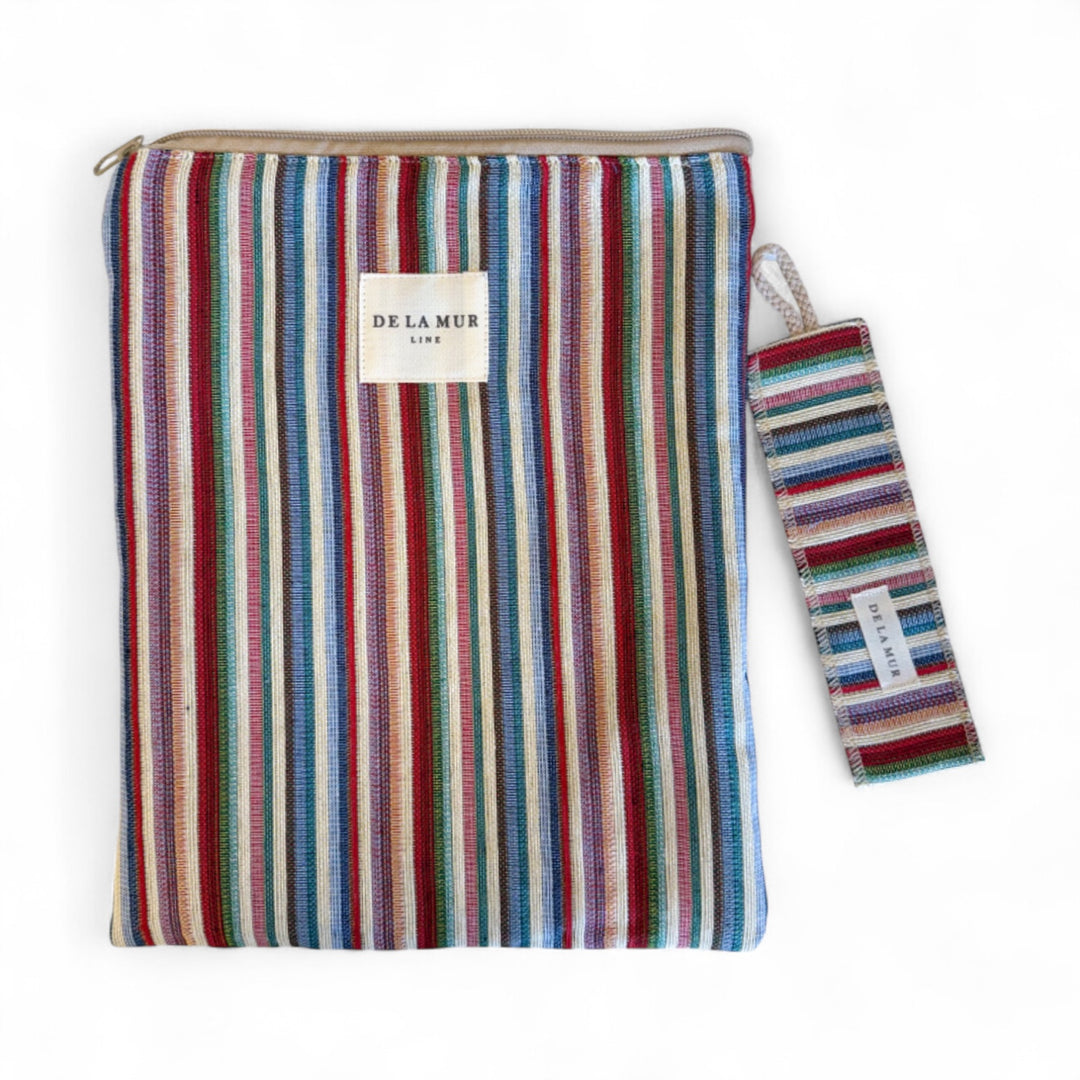 Funda Libro Lari + Punto Libro Regalo