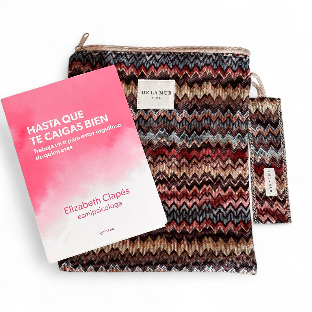 Funda Libro Monte + Punto Libro Regalo