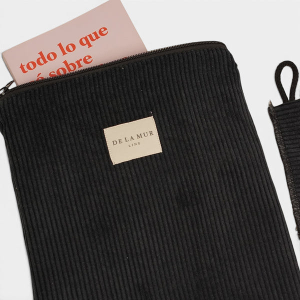 Monedero Regalo, estampado en negro, beige, terracota, detalle del producto — De La Mur