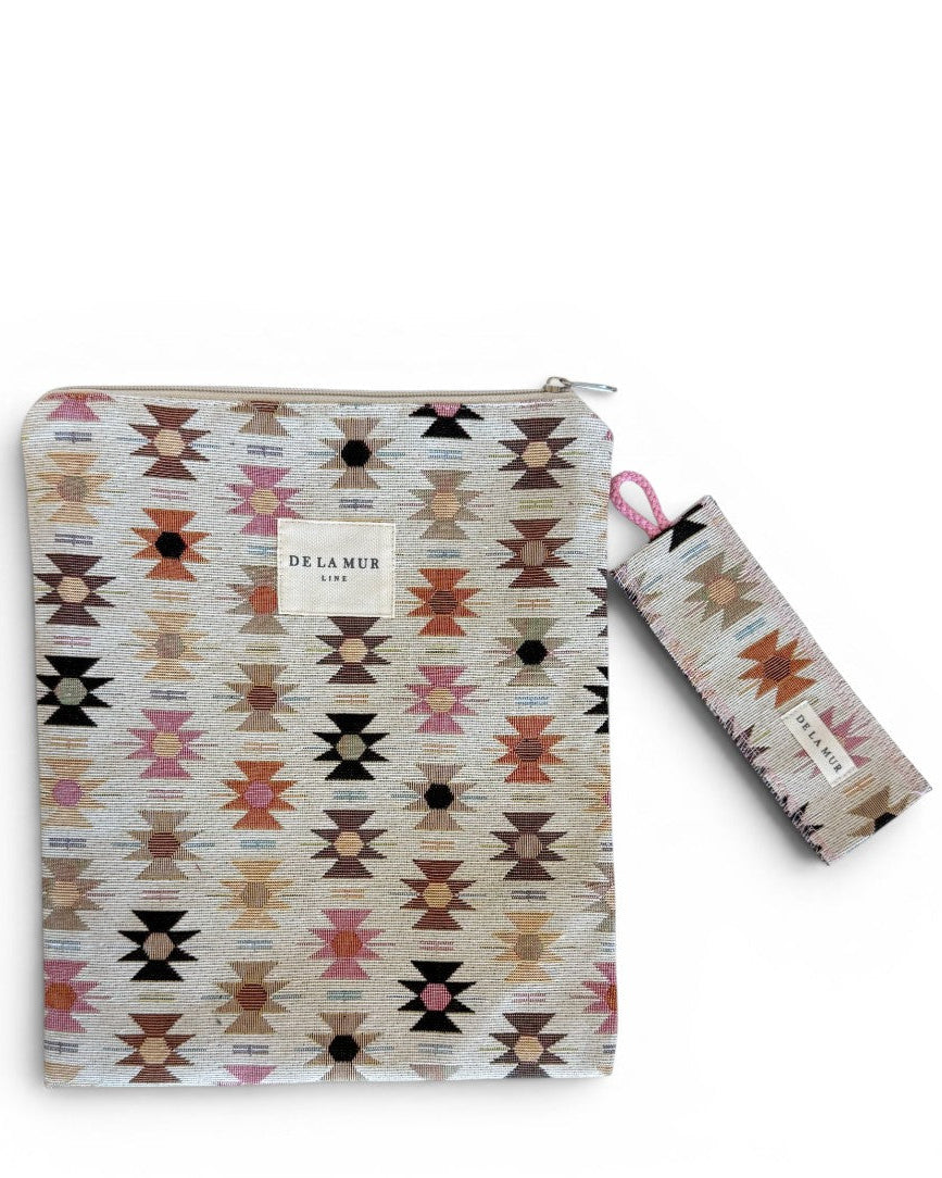 Funda Libro Royal + Punto Libro Regalo