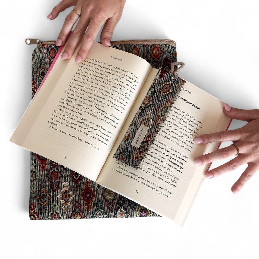Funda Libro Trigo + Punto Libro Regalo