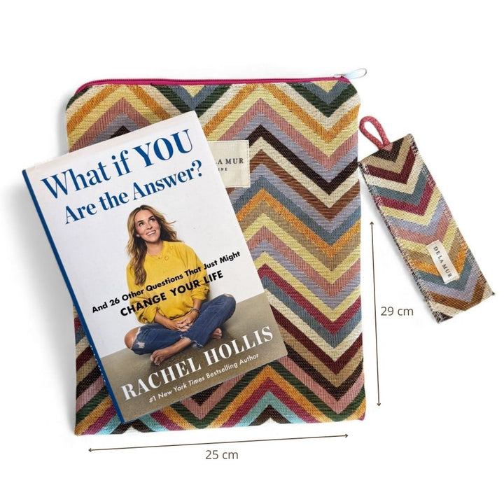 Funda Libro Zaga + Punto Libro Regalo