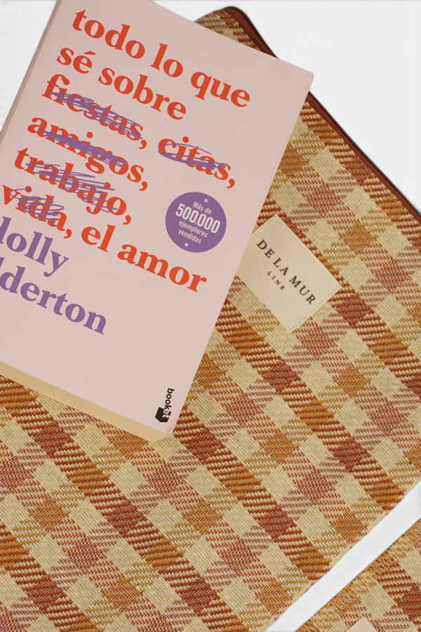 Funda Libro Zia + Punto Libro Regalo