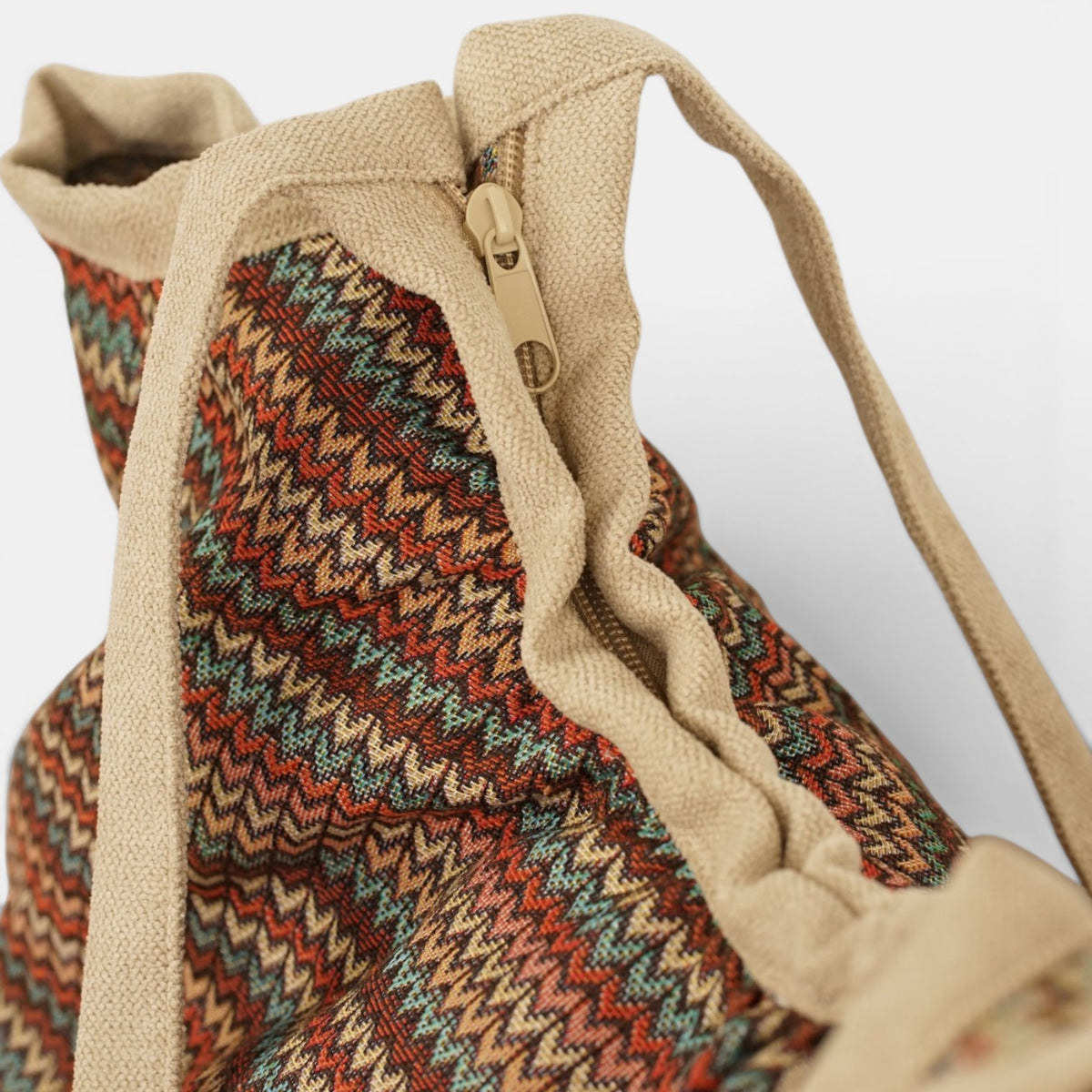 Bolso Fron, estampado en beige, azul, terracota, detalle del producto — De La Mur