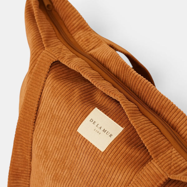Bolsa grande con cremallera Barro, estampado en blanco, beige, terracota, detalle del producto — De La Mur