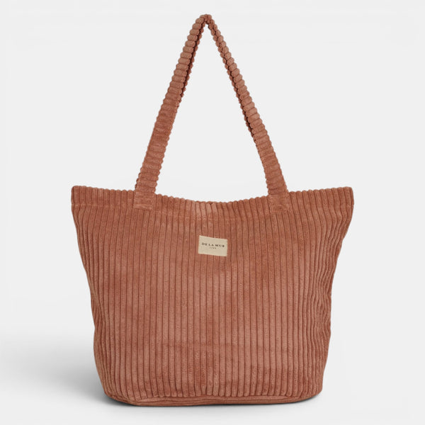 Bolsa grande con cremallera Crepe, estampado en rojo, azul, marrón, detalle del estampado y el material — De La Mur