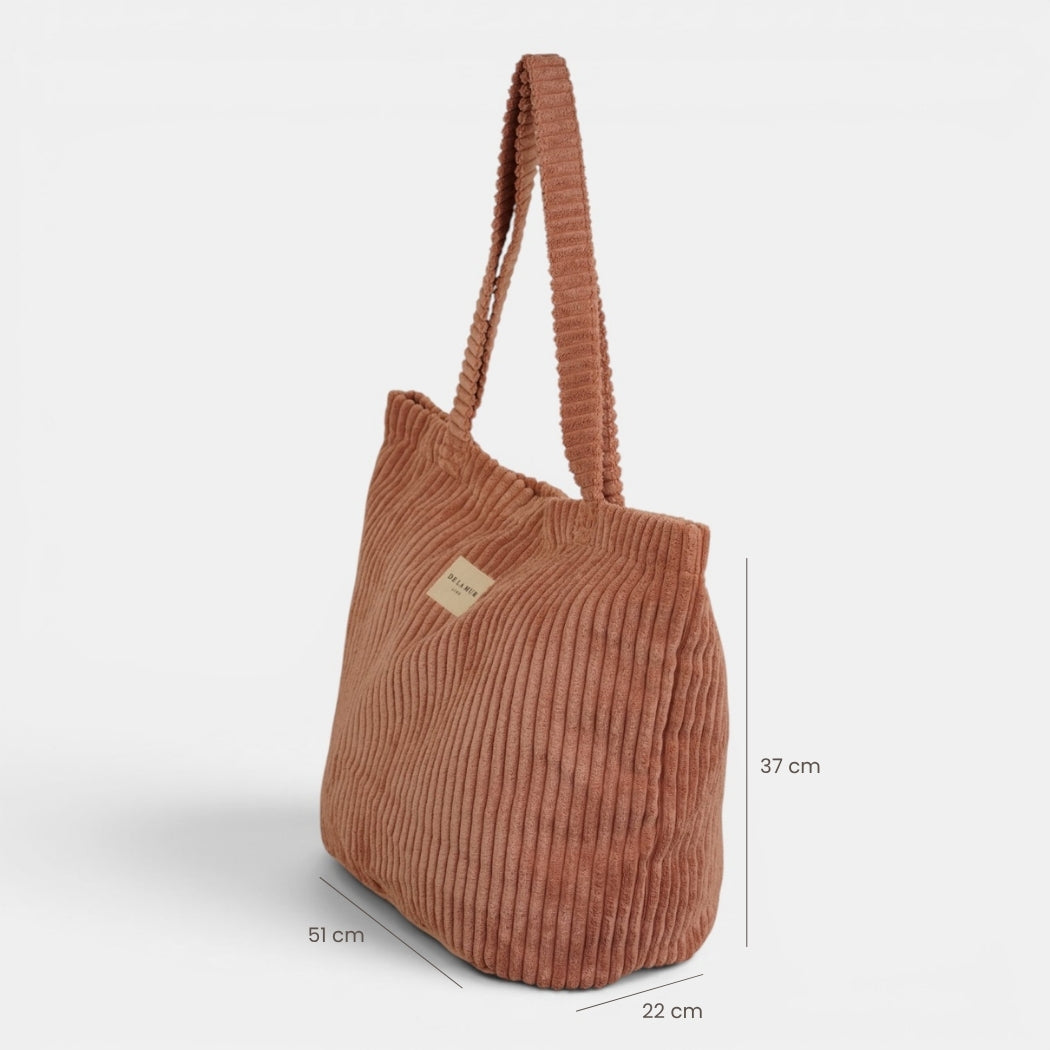 Bolsa grande con cremallera Crepe, estampado en rojo, azul, marrón, detalle del material y el acabado — De La Mur