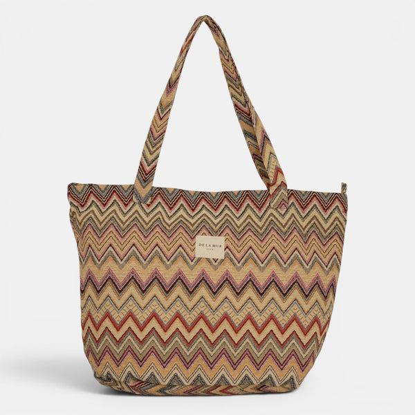 Bolsa grande con cremallera Kers, estampado en negro, beige, marrón, detalle del estampado y el material — De La Mur