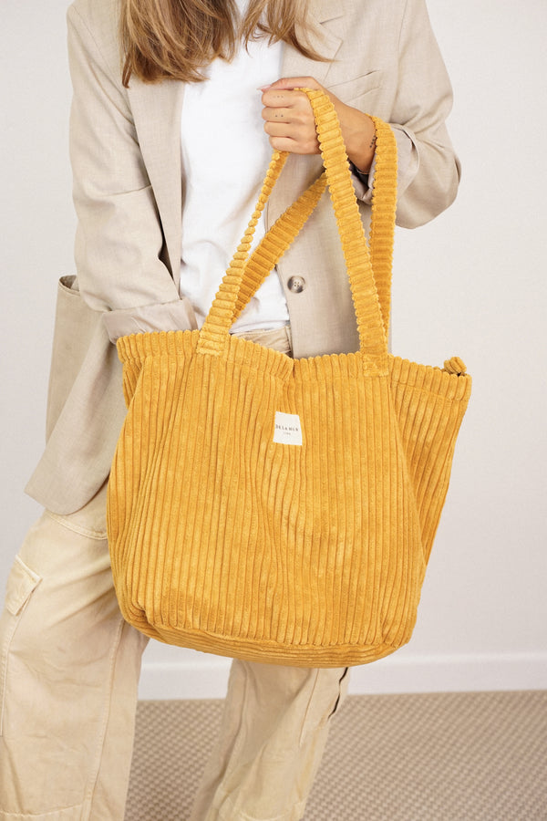 Bolsa grande con cremallera Maiz, acabado amarillo maíz y beige, vista trasera — De La Mur