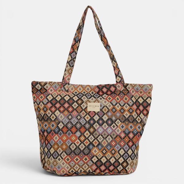 Bolsa grande con cremallera Ore, estampado en blanco, negro, azul, detalle del estampado y el material — De La Mur