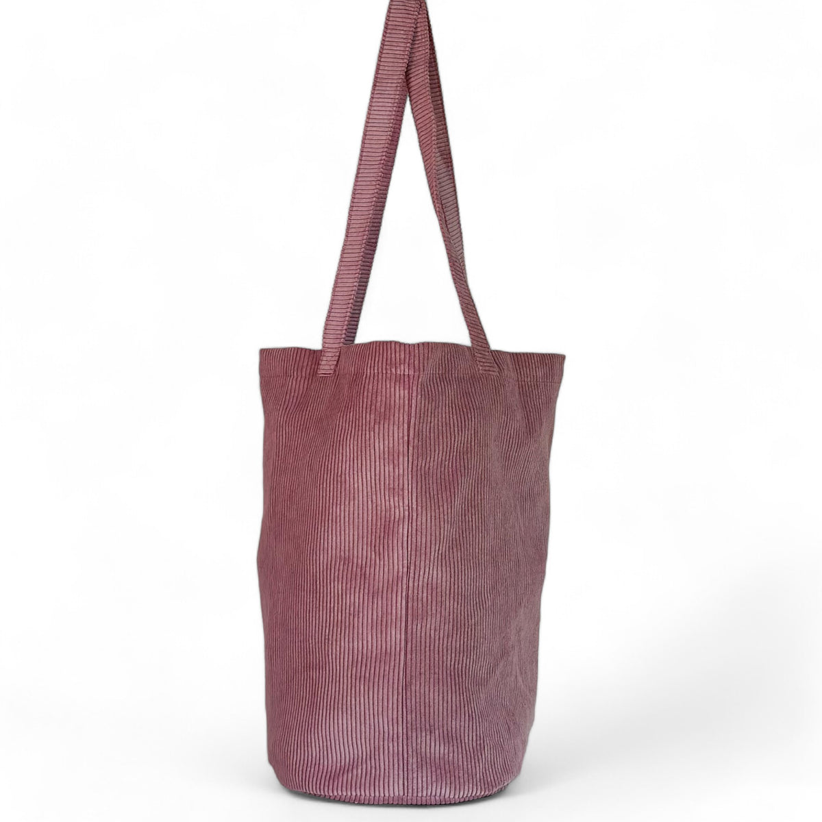 Bolsa grande Cot, estampado en morado, rojo, blanco, vista en uso — De La Mur