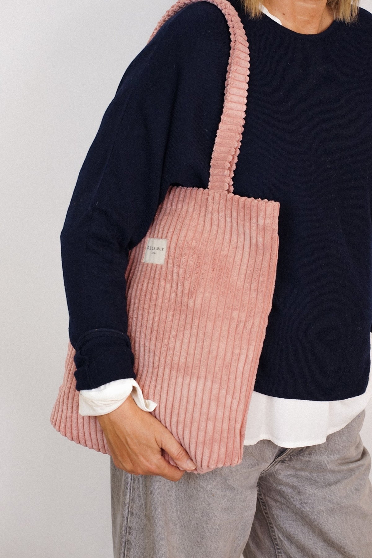 Small Crepe Zipper Pouch