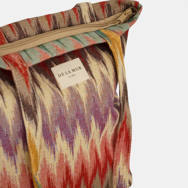 Bolsa pequeña Guana, estampado en blanco, beige, terracota, detalle del producto — De La Mur