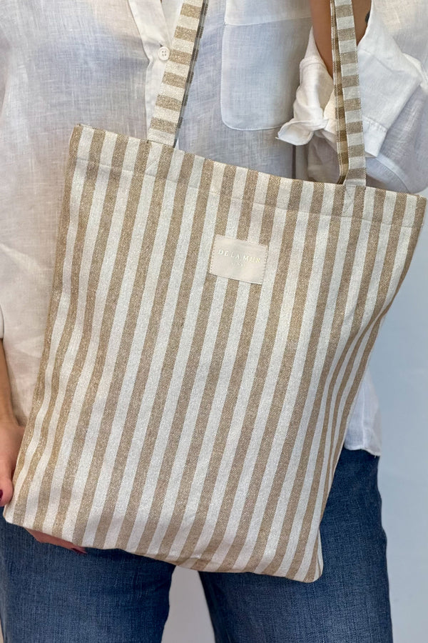 Bolsa pequeña Lumos, estampado en marrón, beige, blanco, detalle del producto — De La Mur