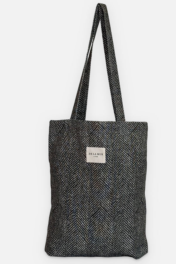 Petit sac Dope, imprimé dans les tons gris, blanc et jaune, vue de face — De La Mur