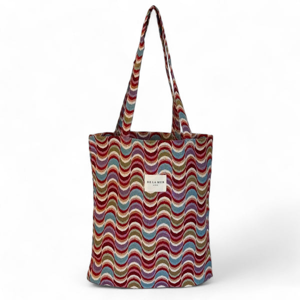 Bolsa pequeña Queen, estampado en rojo, beige, marrón, vista frontal — De La Mur