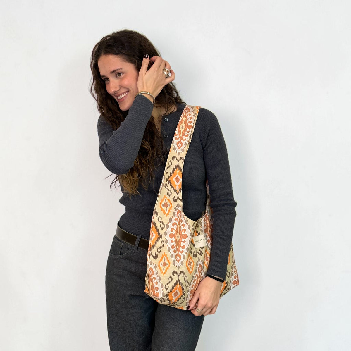 Bolsa Ovalada Ikat
