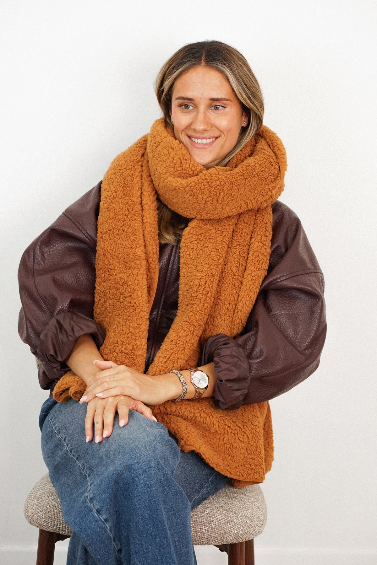 Producto Viento, estampado en terracota, rojo, naranja, vista frontal — De La Mur