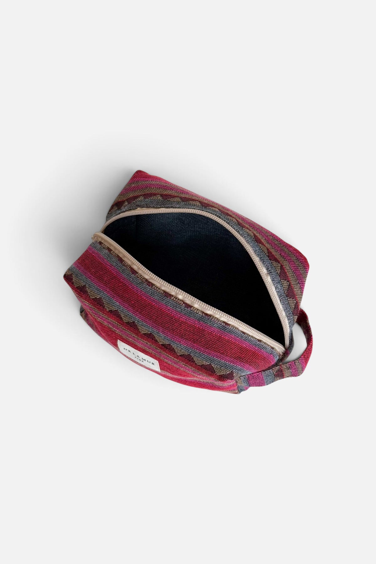 Medium Aura Toiletry Bag