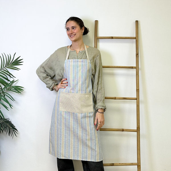 delantal Mali, estampado en beige, blanco, naranja, vista frontal — De La Mur