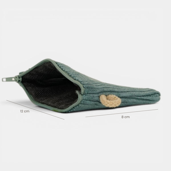 Monedero Jade, acabado verde jade, vista en uso — De La Mur