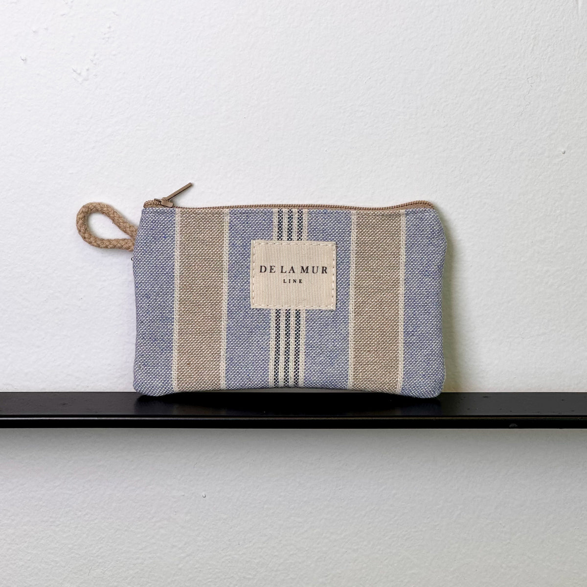 Monedero Mali, estampado en beige, negro, gris, vista frontal — De La Mur