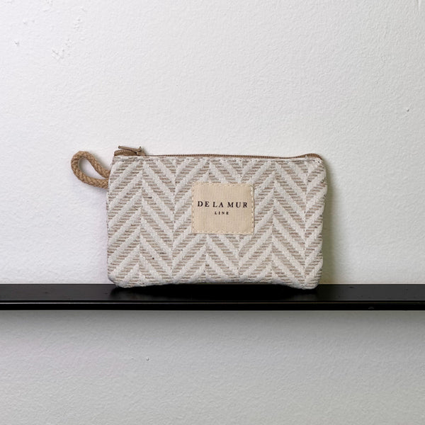 Monedero Rafi, estampado en negro, beige, gris, vista frontal — De La Mur