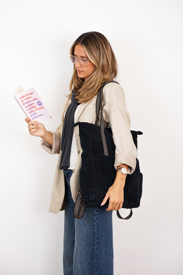 Bolso Curly, estampado en blanco, negro, azul, vista frontal — De La Mur
