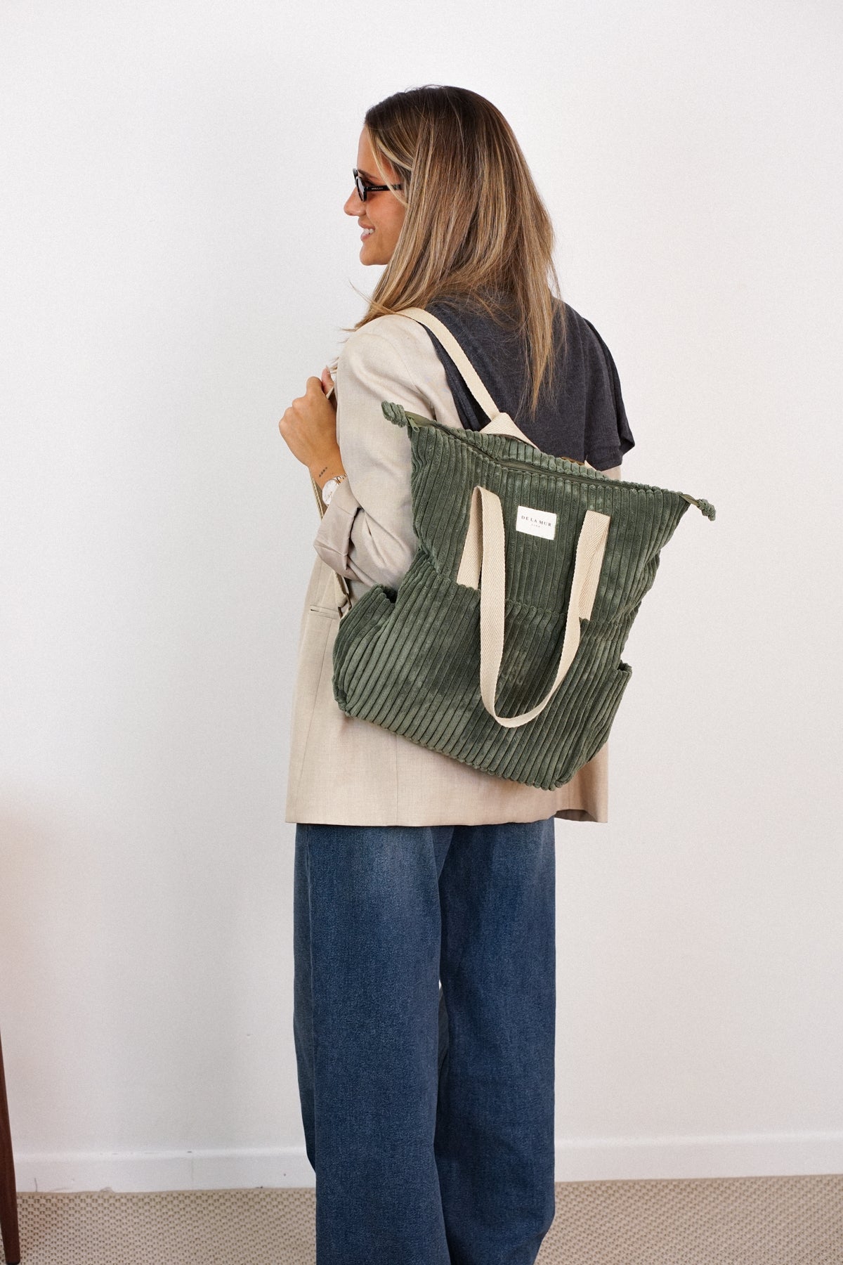 Bolso Musgo, acabado verde musgo, vista frontal — De La Mur