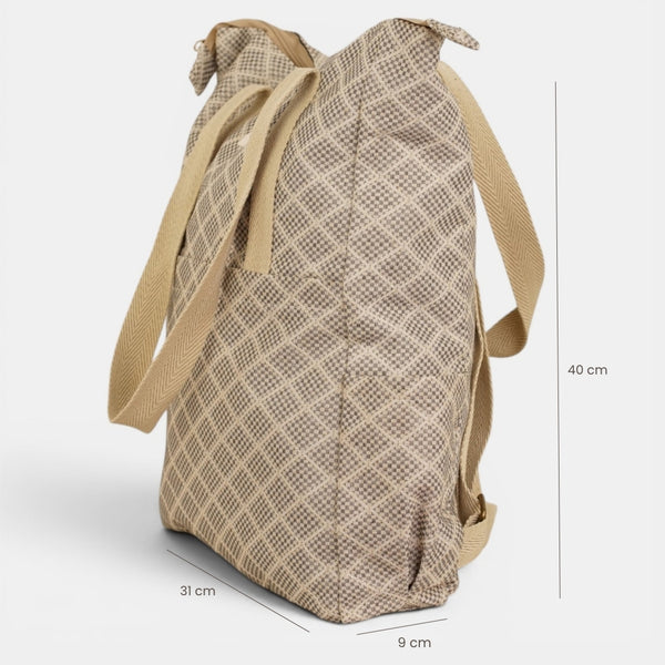 Bolso Pant, estampado en negro, beige, azul, detalle del material y el acabado — De La Mur